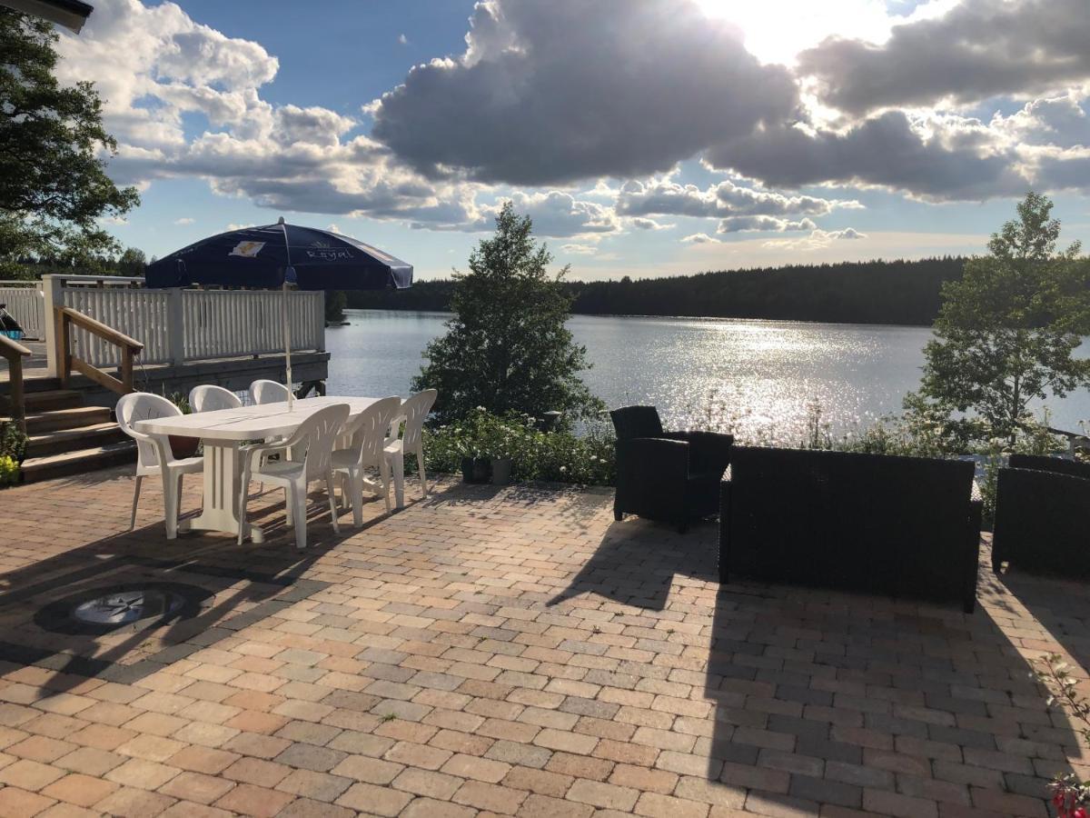 Stenhaella Bed&Breakfast Holmsjö Exterior foto